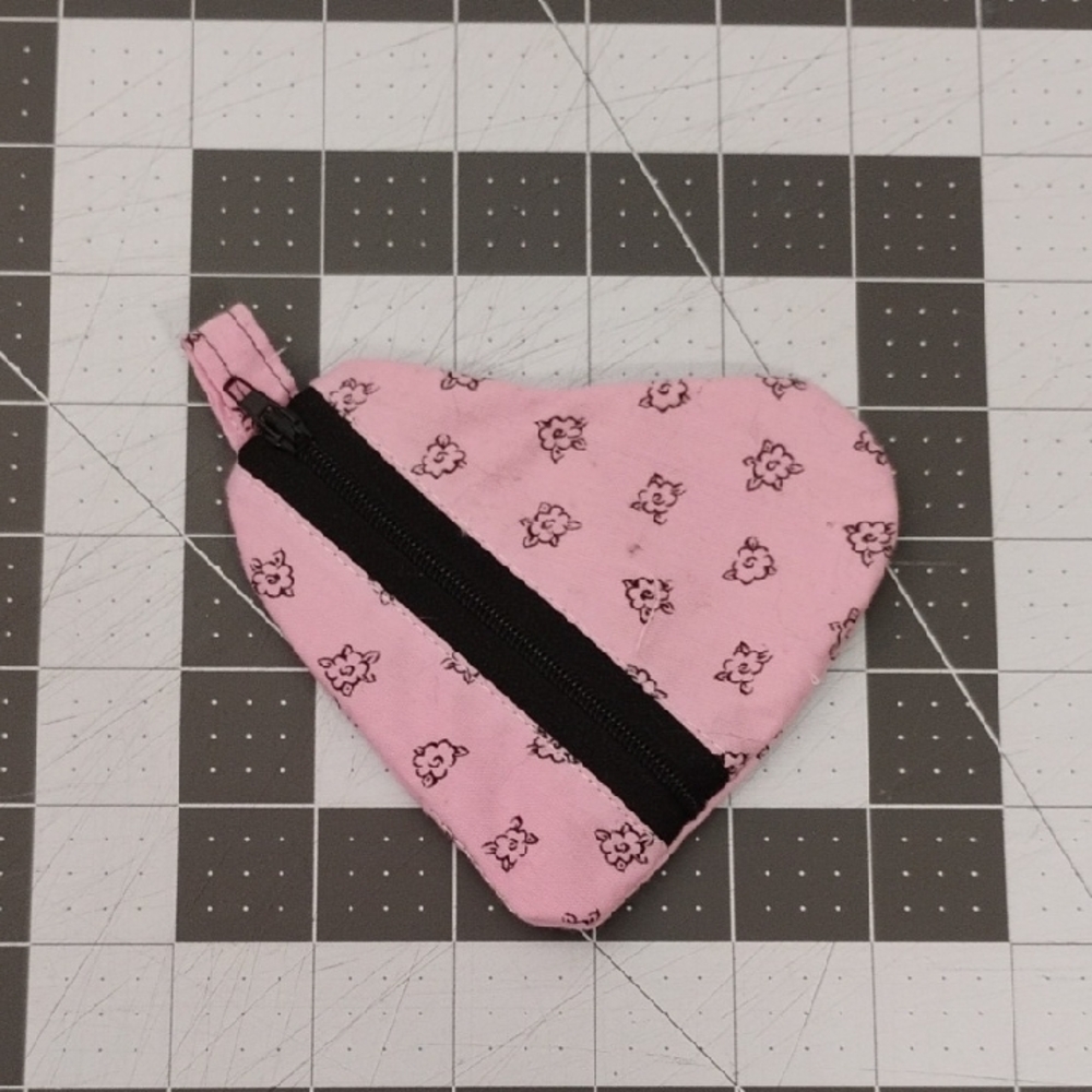 Pink Heart-Shaped Coin Purse
